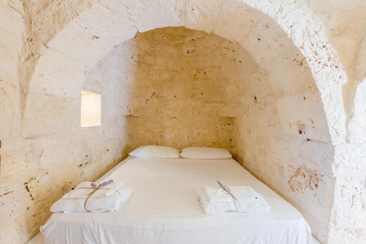 Trullo Zese Con Piscina Privata Vila San Michele Salentino Exterior foto