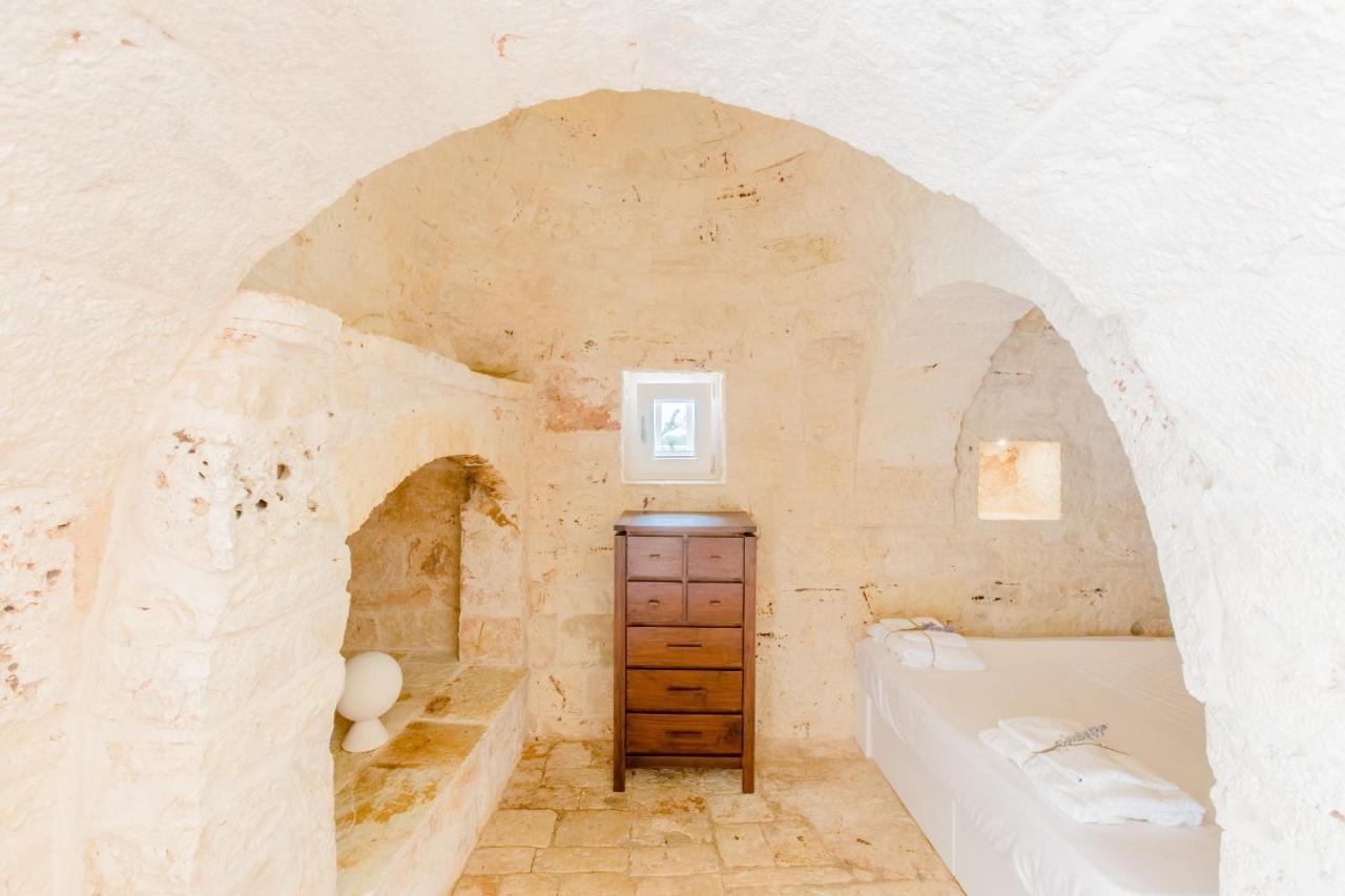 Trullo Zese Con Piscina Privata Vila San Michele Salentino Exterior foto